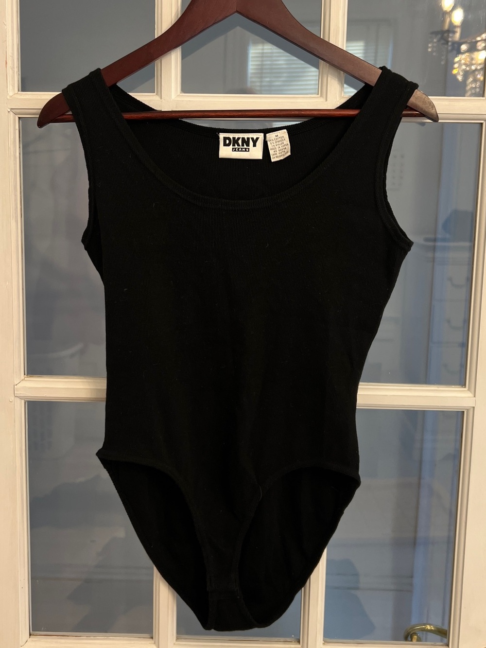 DKNY Jeans Women’s Black Ribbed Cotton Stretch Scoop Neck Tank Bodysuit Size M